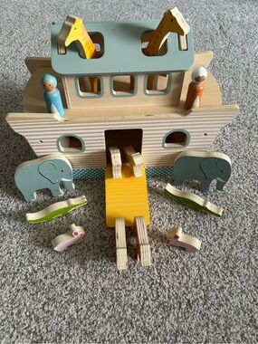 Wooden Noah’s Ark